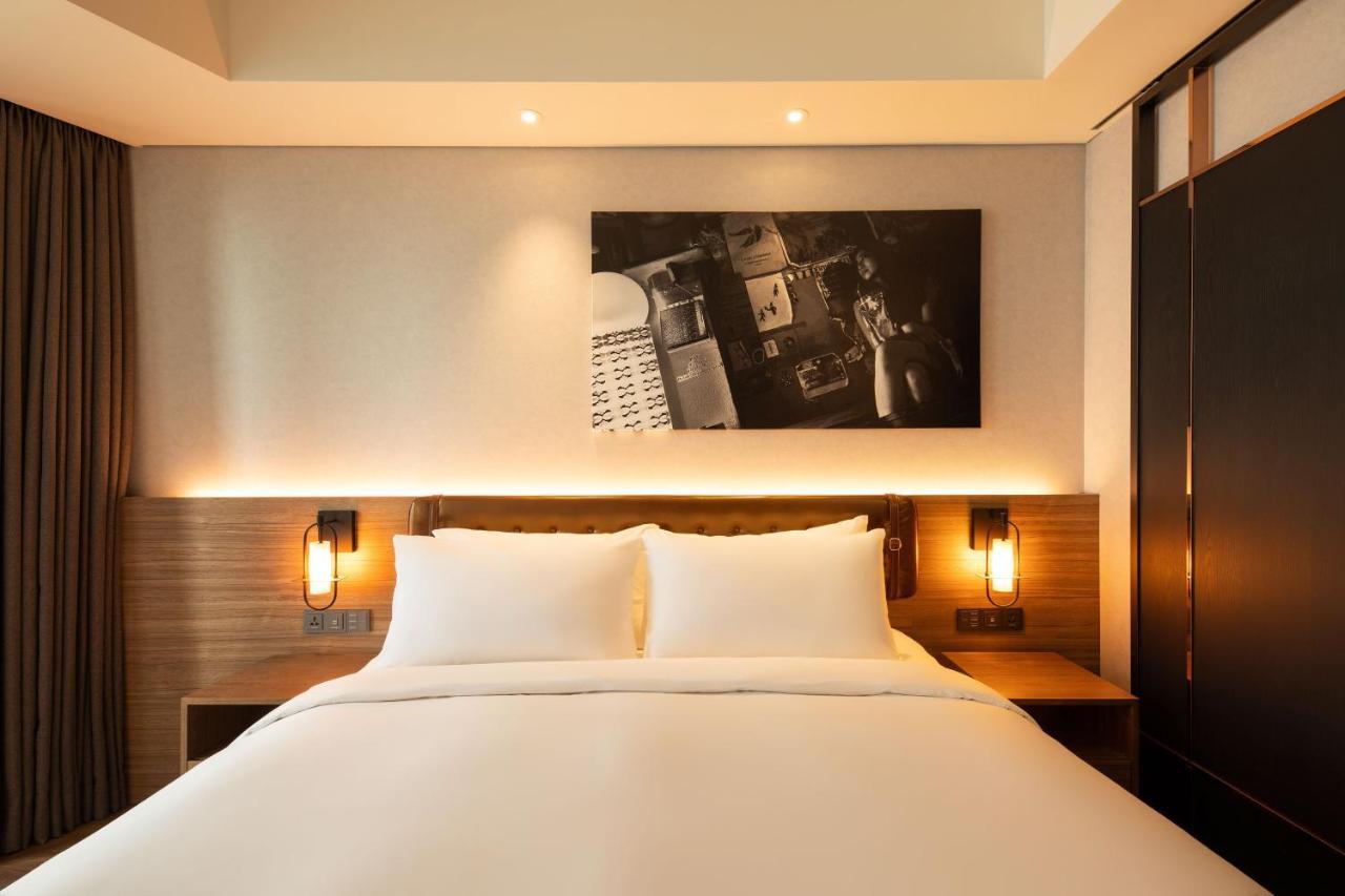 Mercure Ambassador Hongdae Hotel