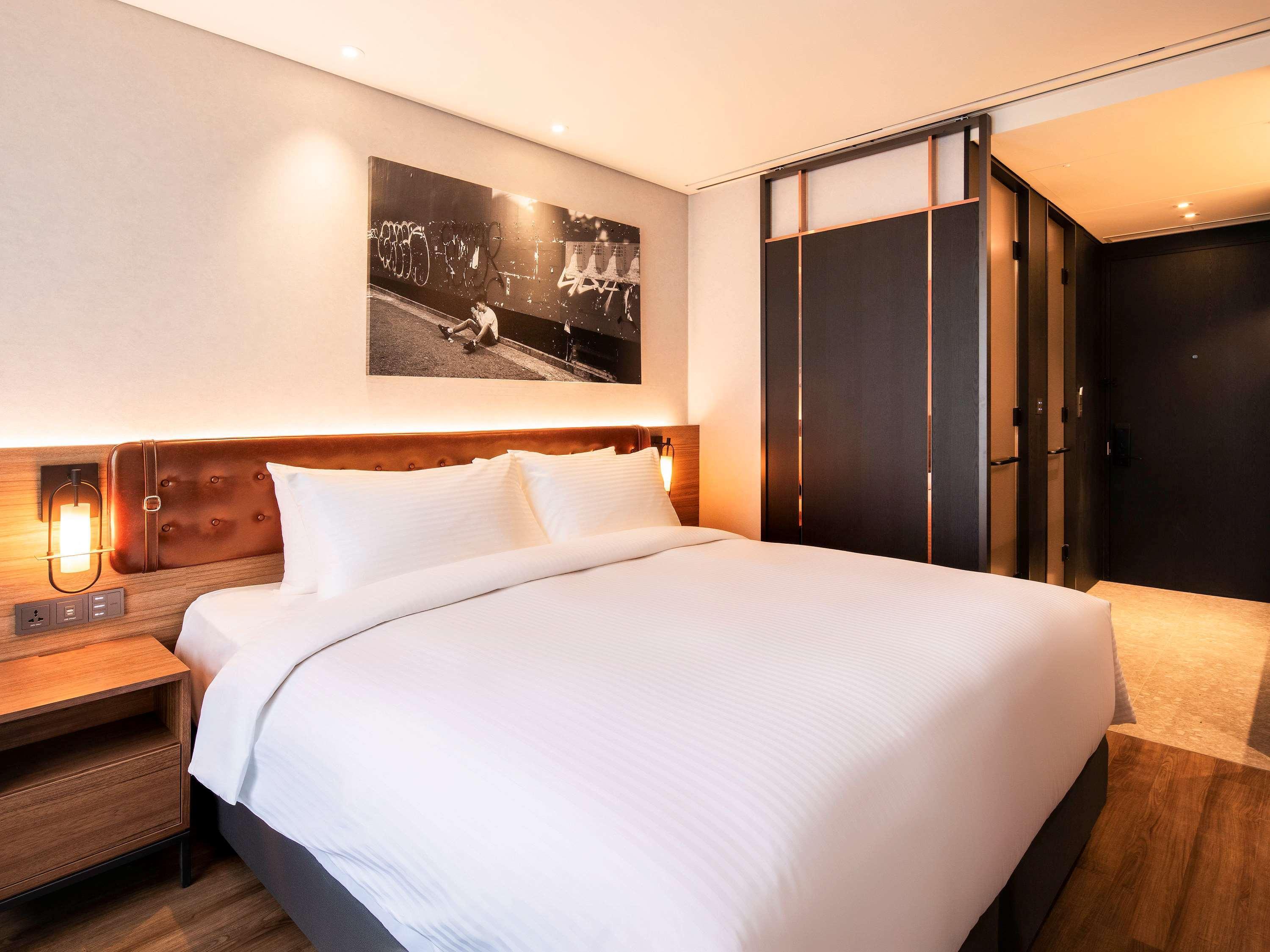 Hotel Mercure Ambassador Hongdae 4*